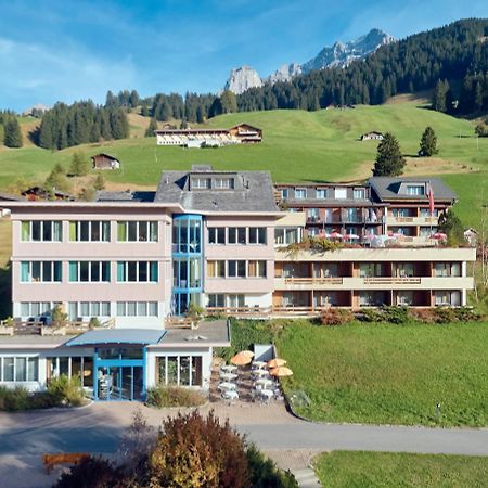 Ferien- Und Familienhotel Alpina Adelboden Ngoại thất bức ảnh