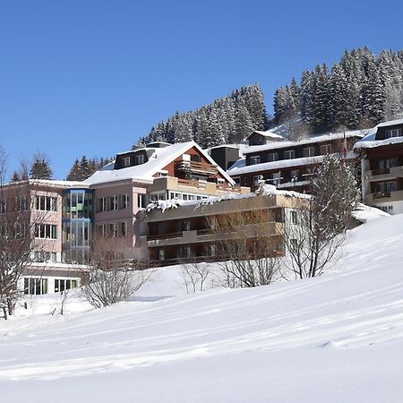 Ferien- Und Familienhotel Alpina Adelboden Ngoại thất bức ảnh